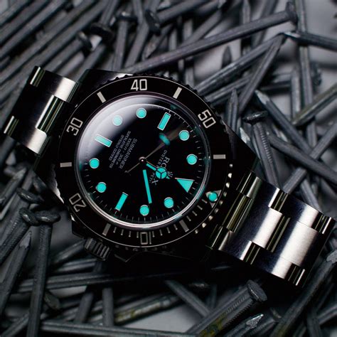 rolex glow in dark|what makes watch hands glow.